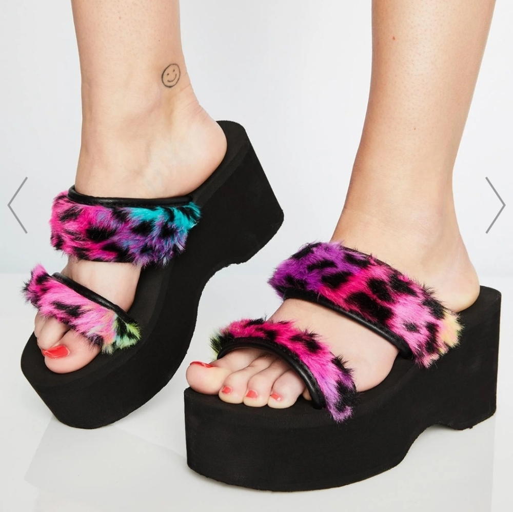 Dolls Kill Rainbow leopard fuzzy platform
